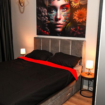 Skopje Sky Oasis Apartment ภายนอก รูปภาพ